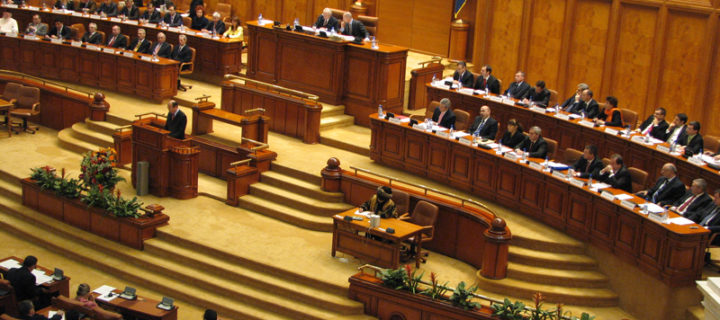 Neconstituționalitatea Legii Partidelor – Amicus Curiae